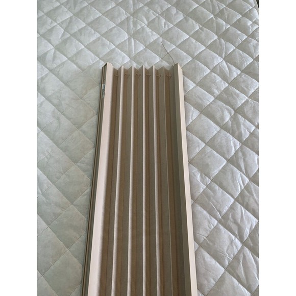 UNITED SHADE 32’’ W X 11” H 1" PLEAT SUEDE RV PLEATED SHADE 920486 NEW😀 - Picture 11 of 12